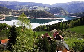 Konaci Zaovljanska Jezera